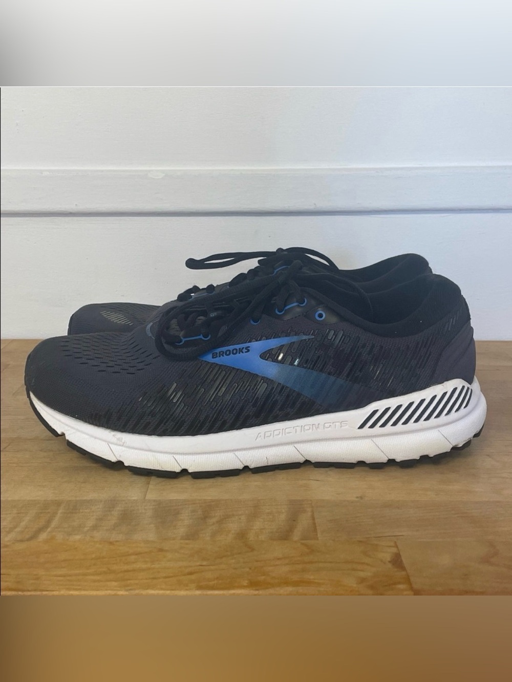 Brooks Men's Addiction GTS 15 S Running Shoe sneakers size 11.5 extra wide fit